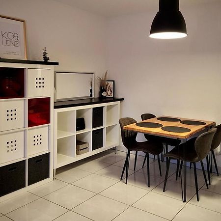 Schoene Und Ruhige Wohnung Direkt An Der Mosel Кобленц Экстерьер фото