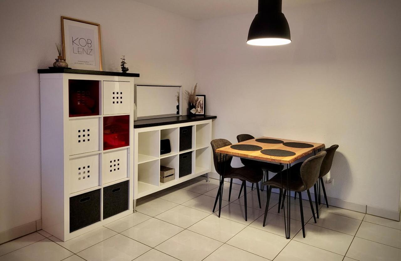 Schoene Und Ruhige Wohnung Direkt An Der Mosel Кобленц Экстерьер фото